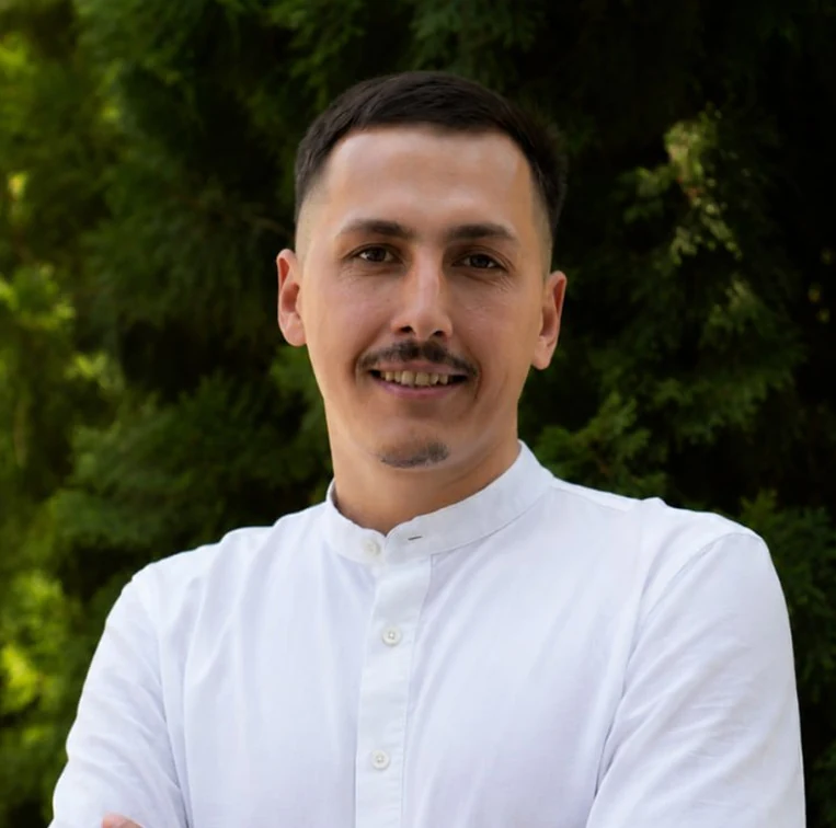 Xalyapov Ruslan Faritovich